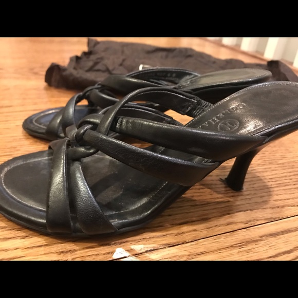 Cole Haan women’s sandals - Picture 3 of 4